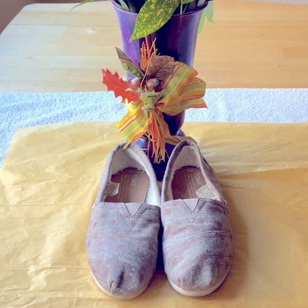 🦃 TOMS SHOES WITH THANKSGIVING PRINT 🦃